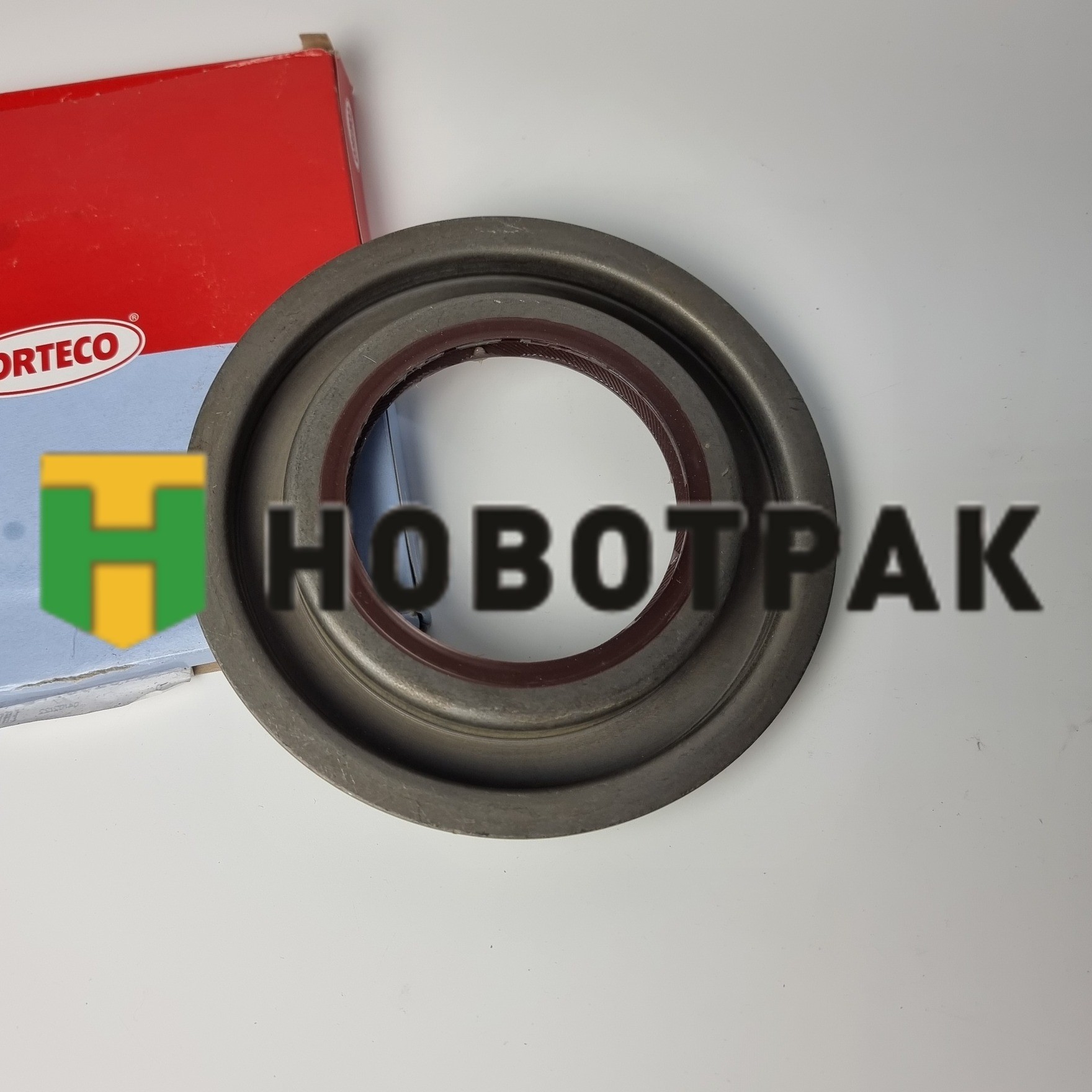 Сальник хвостовика редуктора