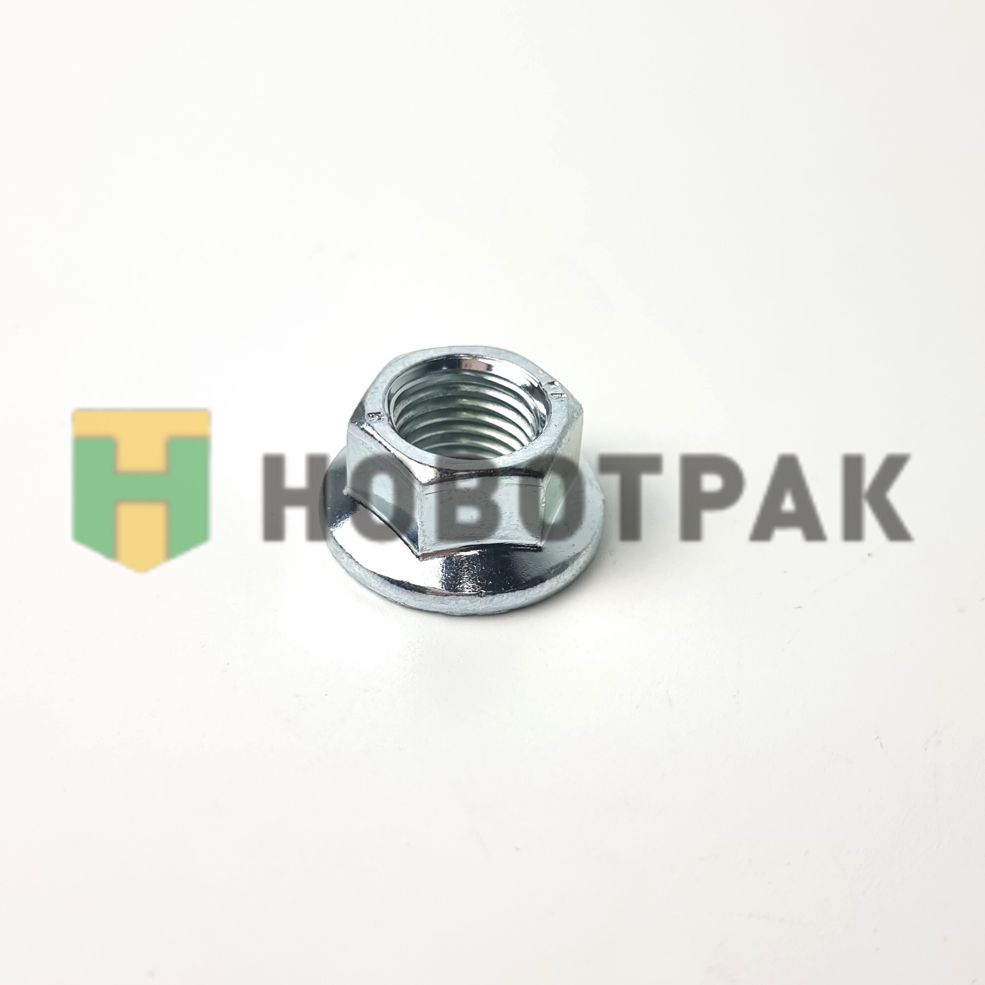 Гайка карданного вала с юбкой M14-1.5 020151