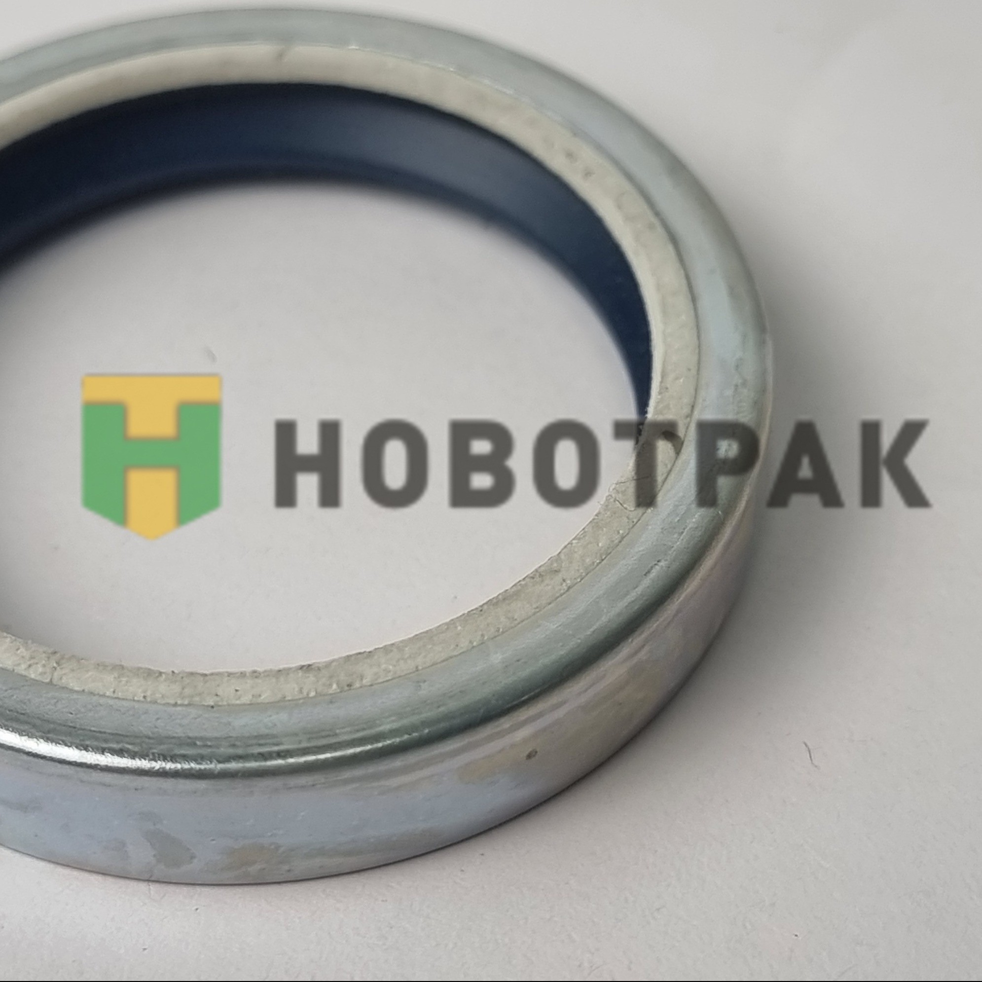 Сальник тормозного вала RVI 45-57-10 660311