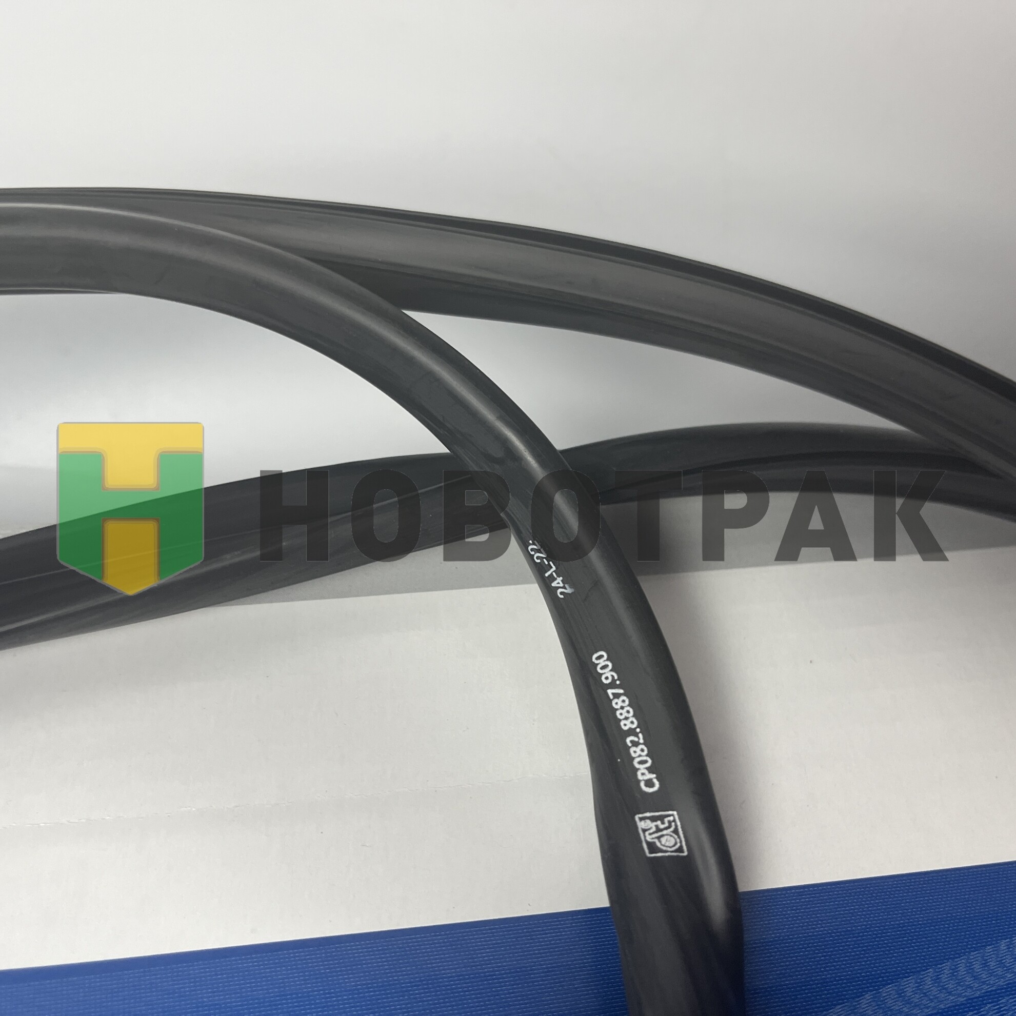 Уплотнитель лобового стекла KAMAZ/MB 480900