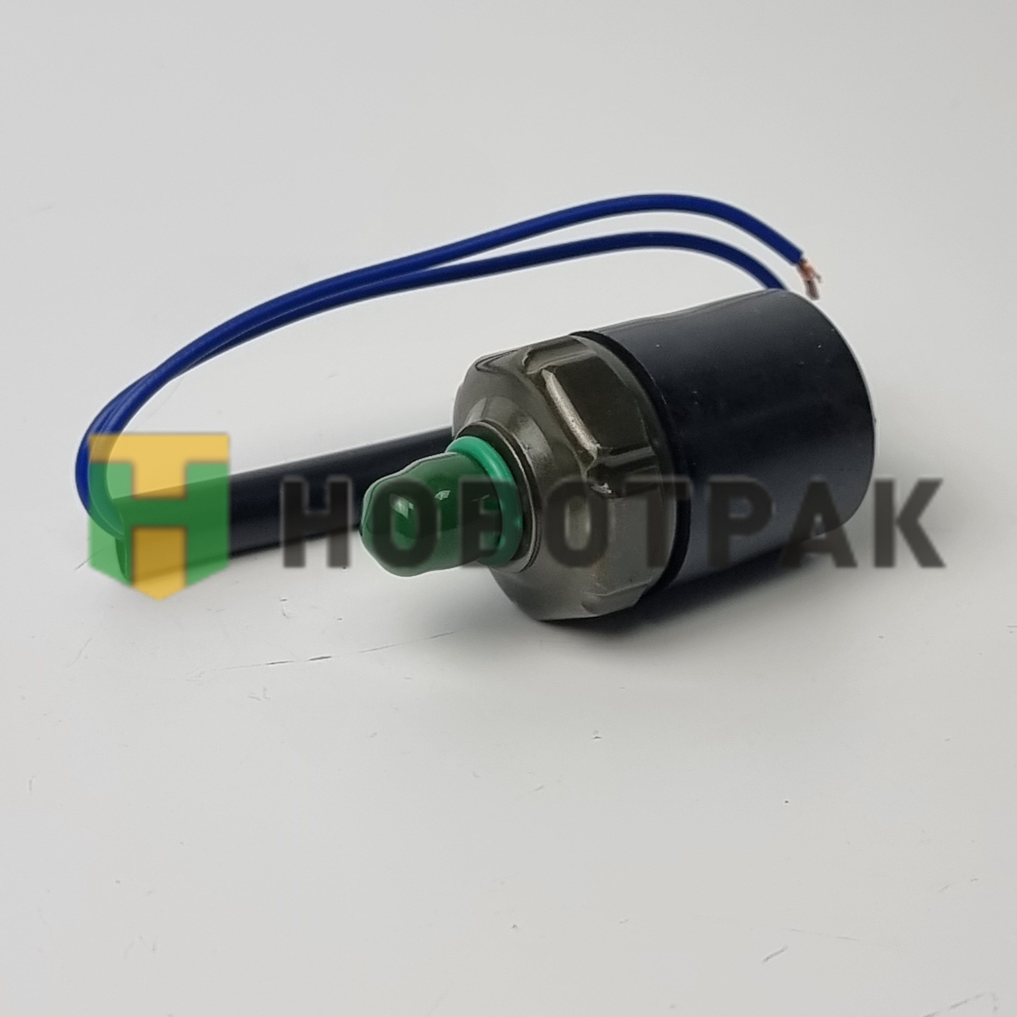 Датчик давления кондиционера KTT130036