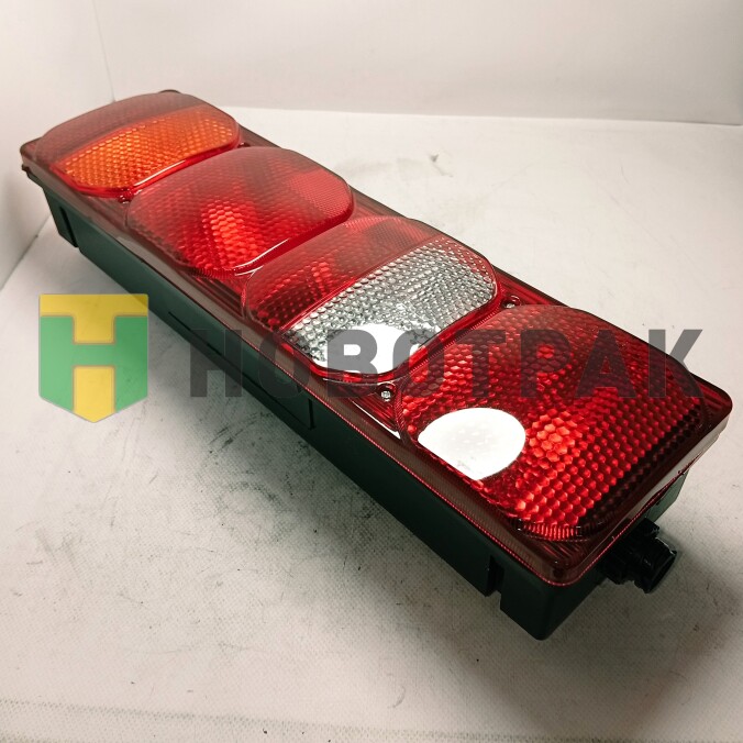 Фонарь задний правый SITRAK/HOWO 70201140