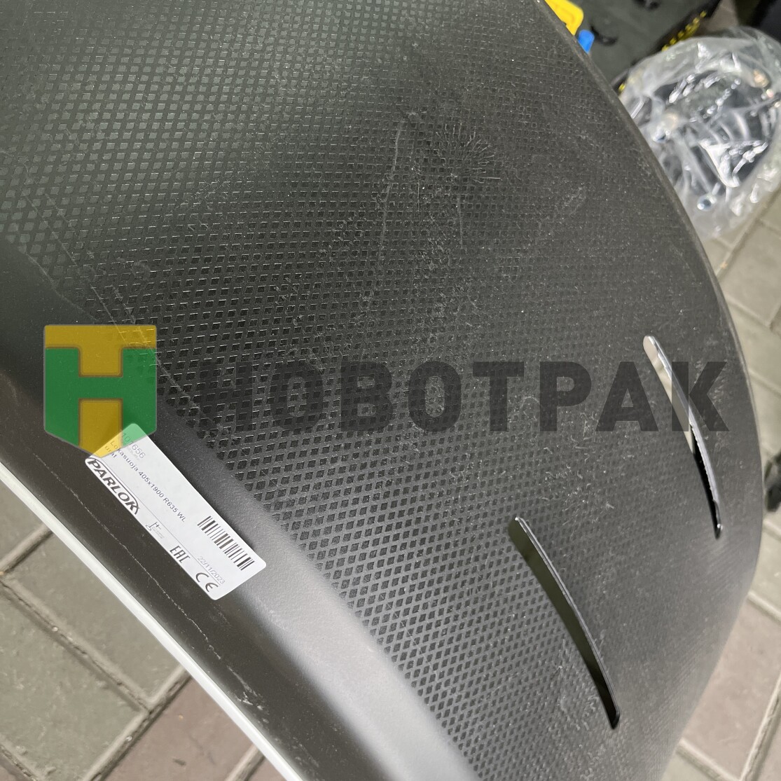 Крыло PARLOK 405-1900 R635 (с прорезями для крепления) 101656