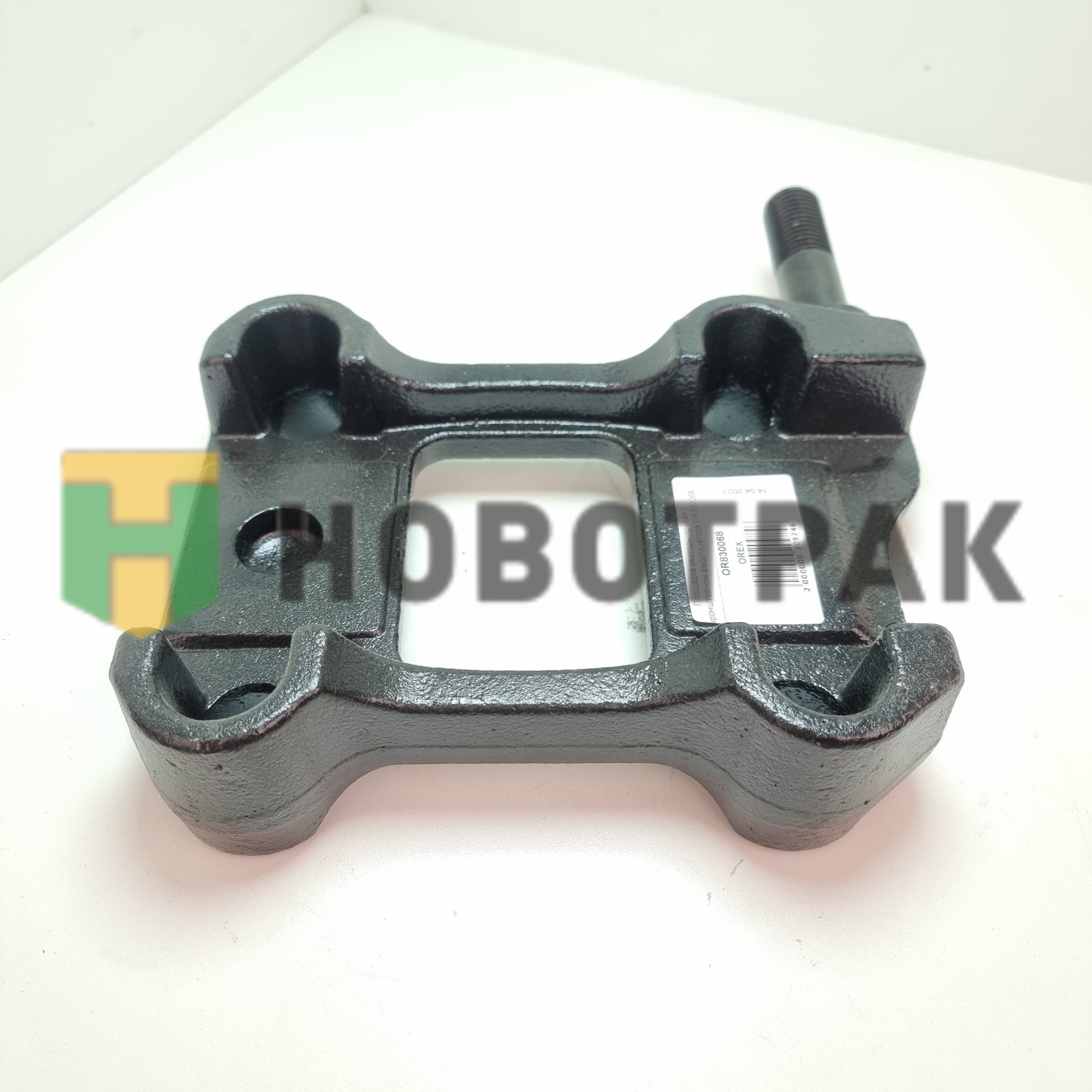 Площадка рессоры правая с кронштейном амортизатора OR830068