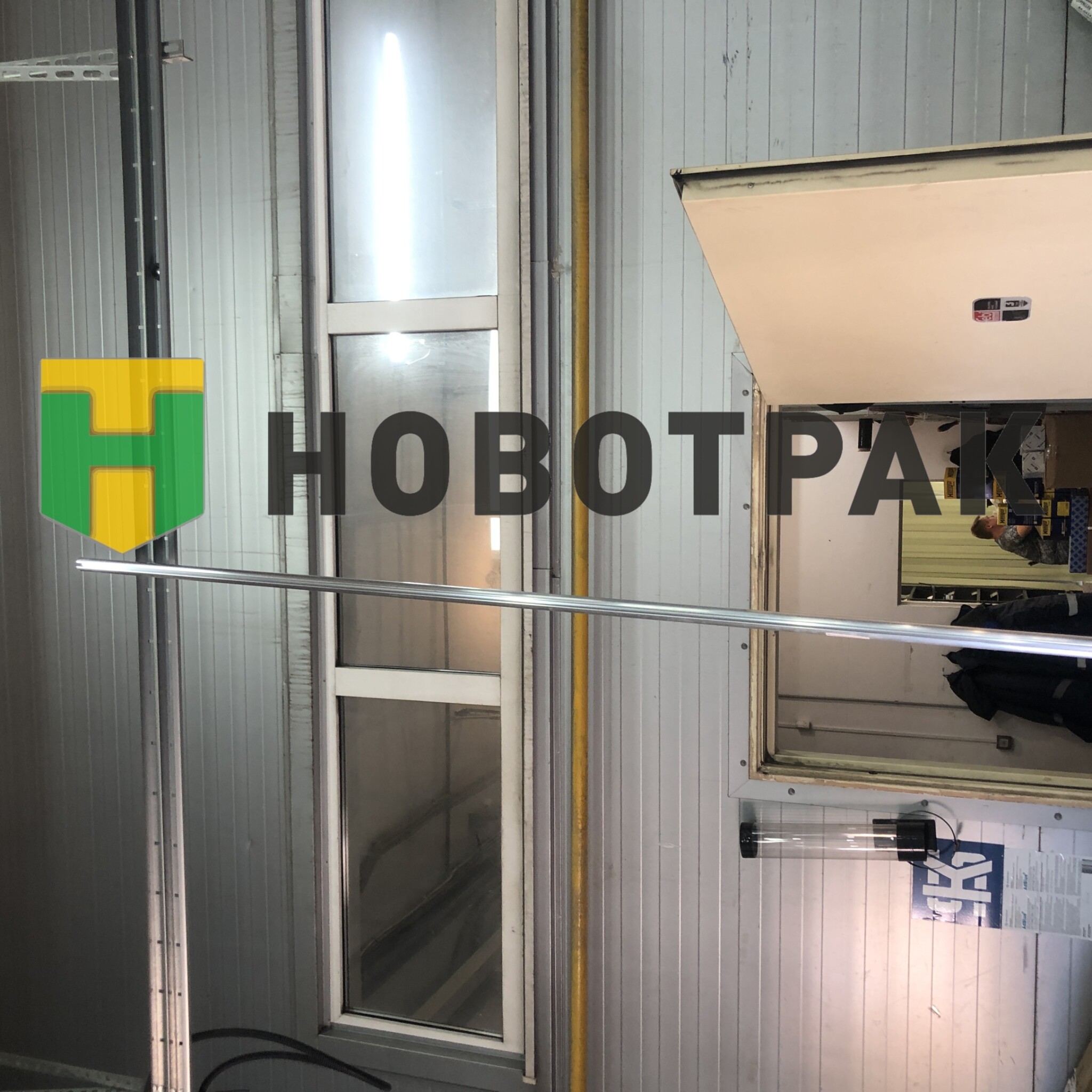 Вал для натяжения бокового тента D=27mm 900301HD3300