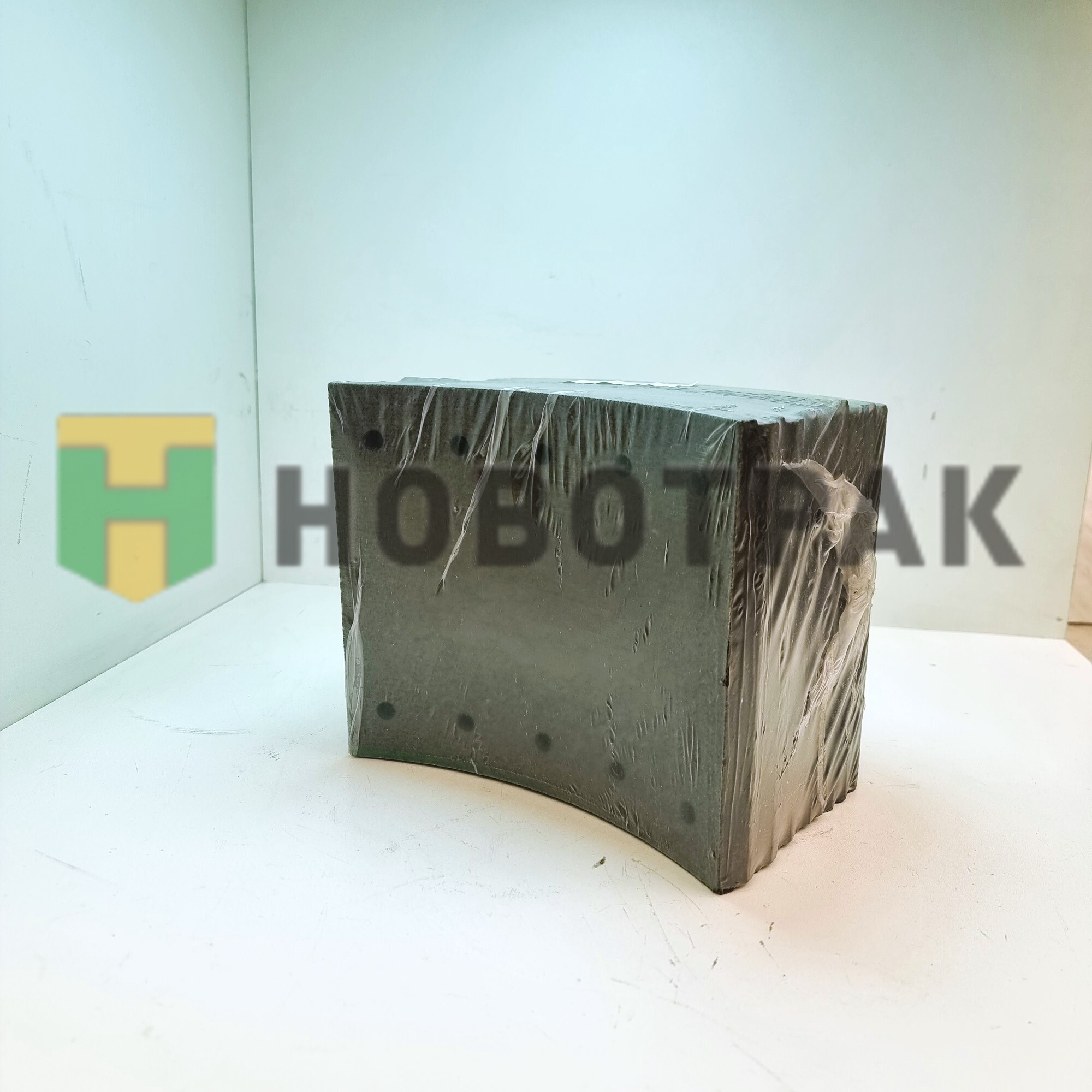 Накладки тормозные BPW (420-180) 19032 (1рем) Lonaflex 1903210
ФОТО