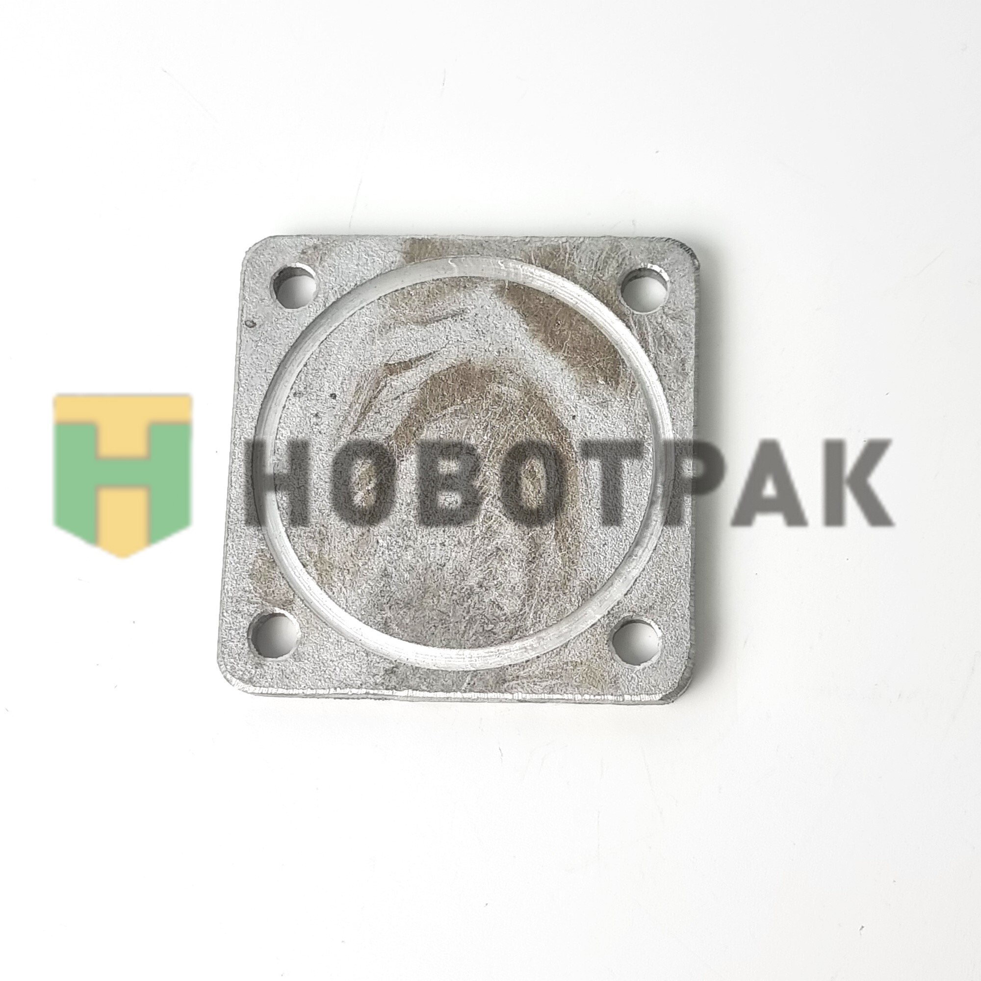 Крышка шкворня верхняя алюминиевая КАМАЗ 5490 BX65203001054