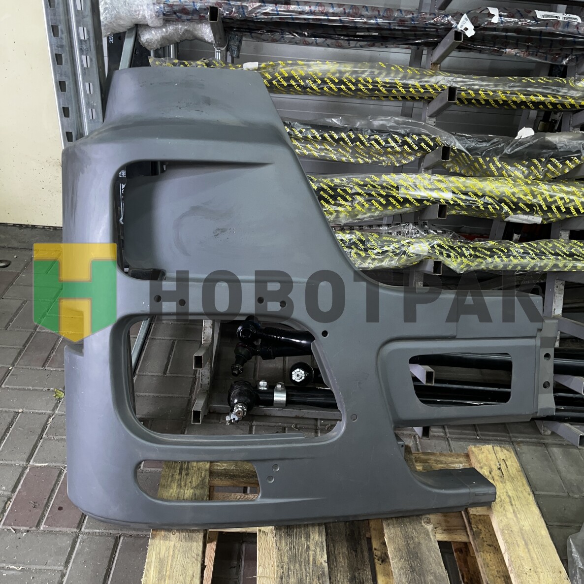 Угол бампера правый MB Actros 40594376