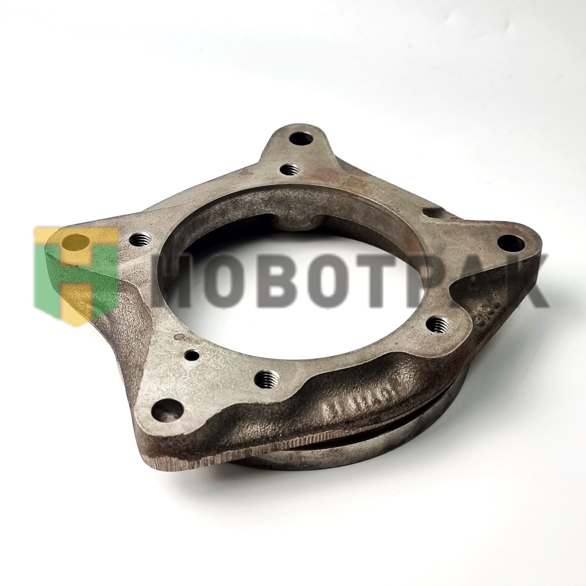 Фланец крепления ТНВД MAN D2866