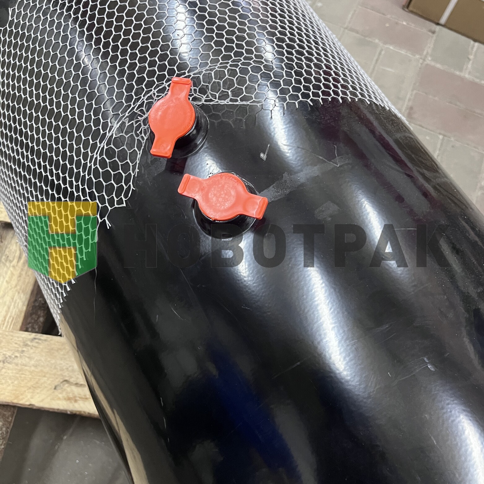 Ресивер с кронштейном Schmitz 80л T822044