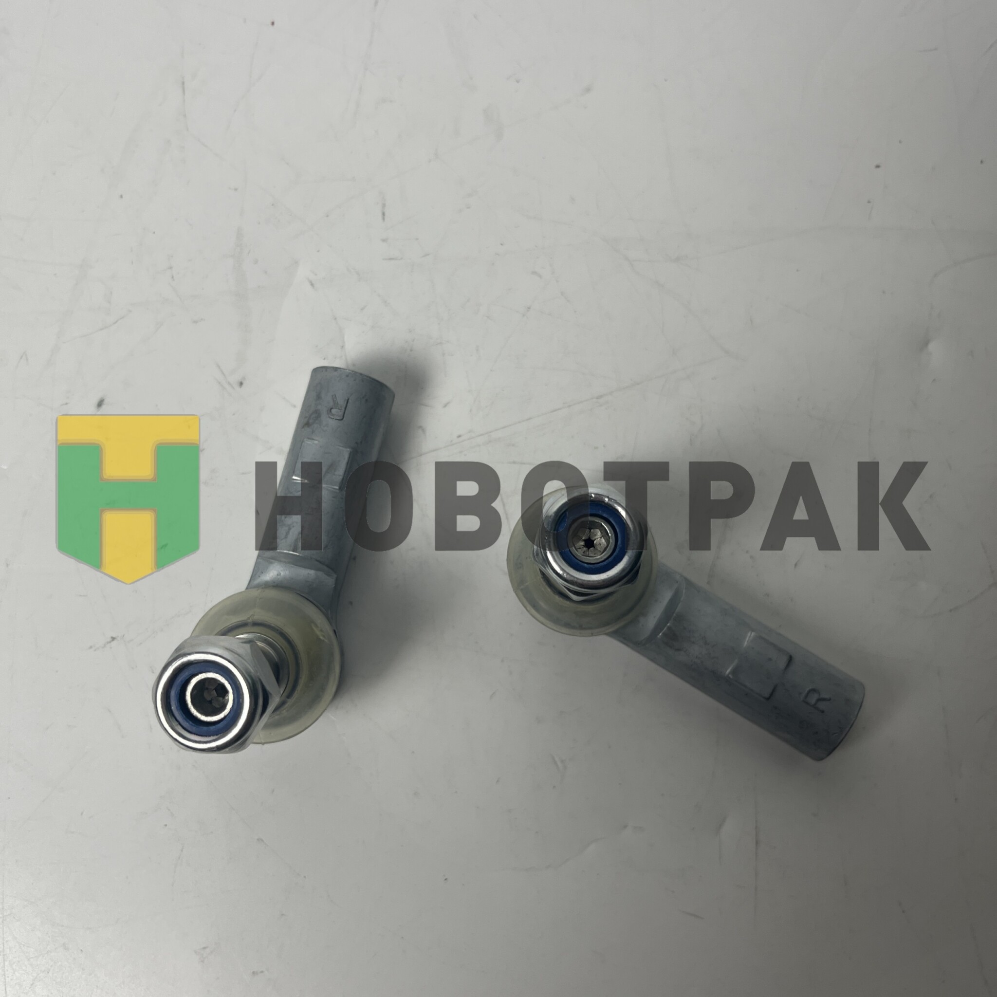 Наконечник тяги КПП правый MAN,MB 10577