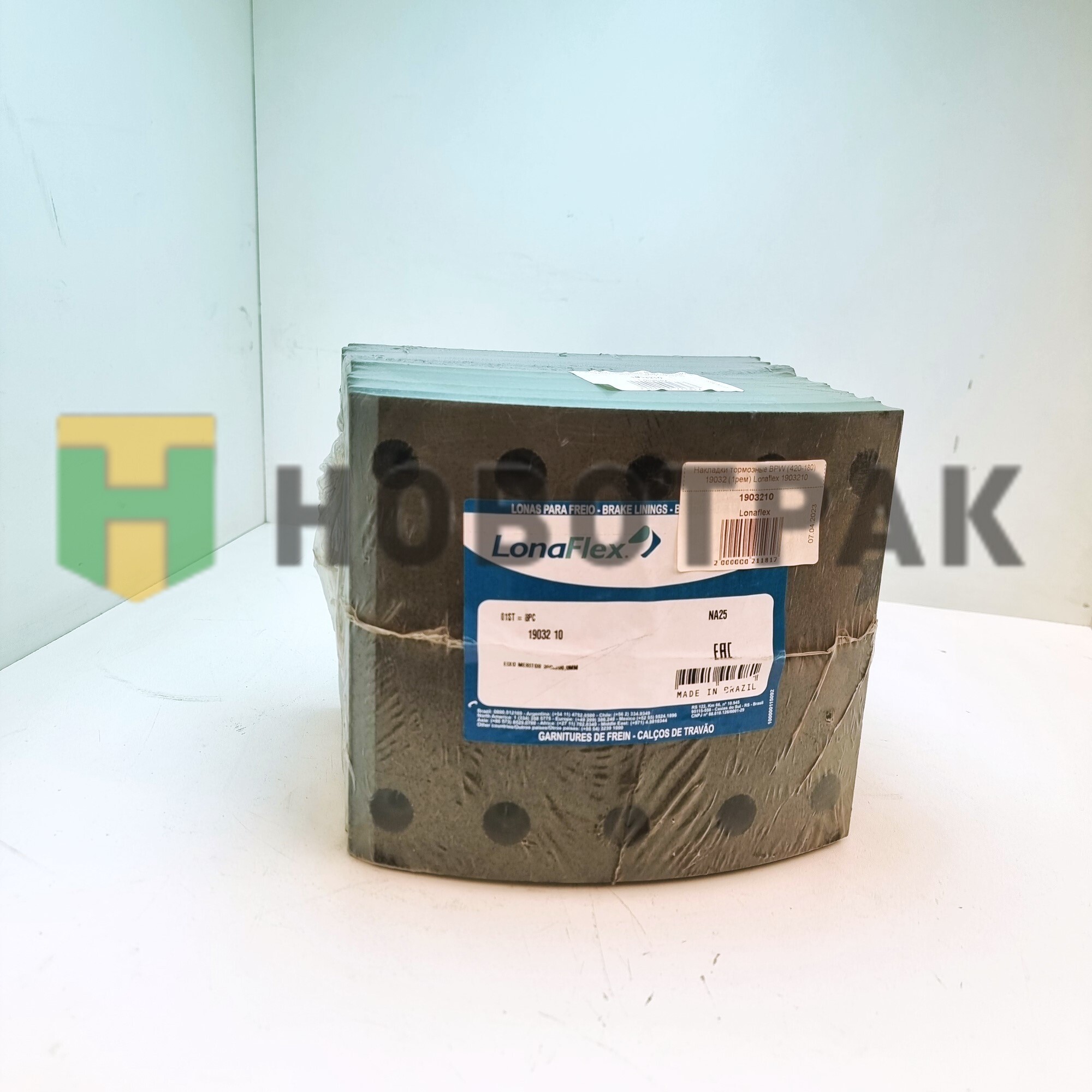 Накладки тормозные BPW (420-180) 19032 (1рем) Lonaflex 1903210
ФОТО