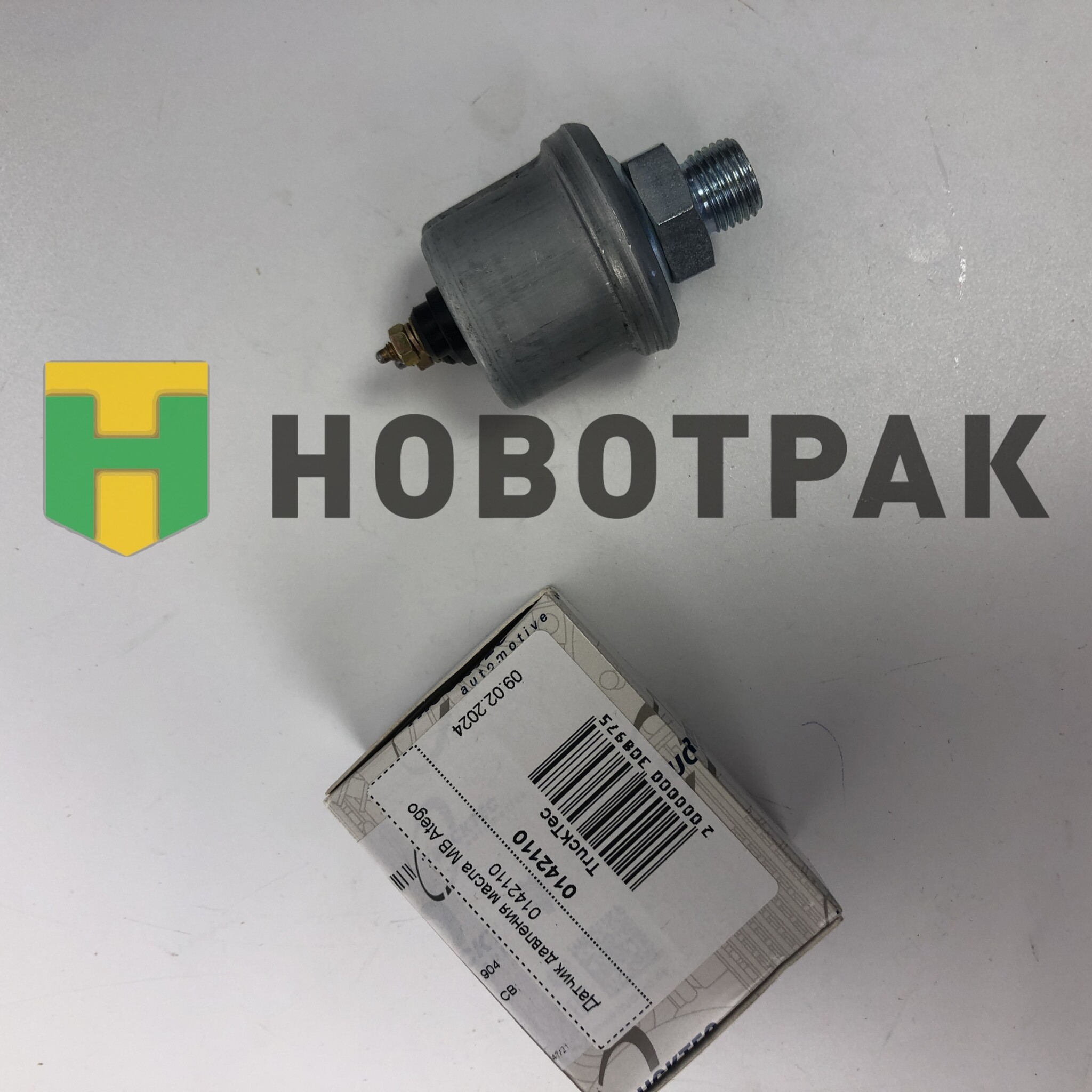 Датчик давления масла MB Atego 0142110