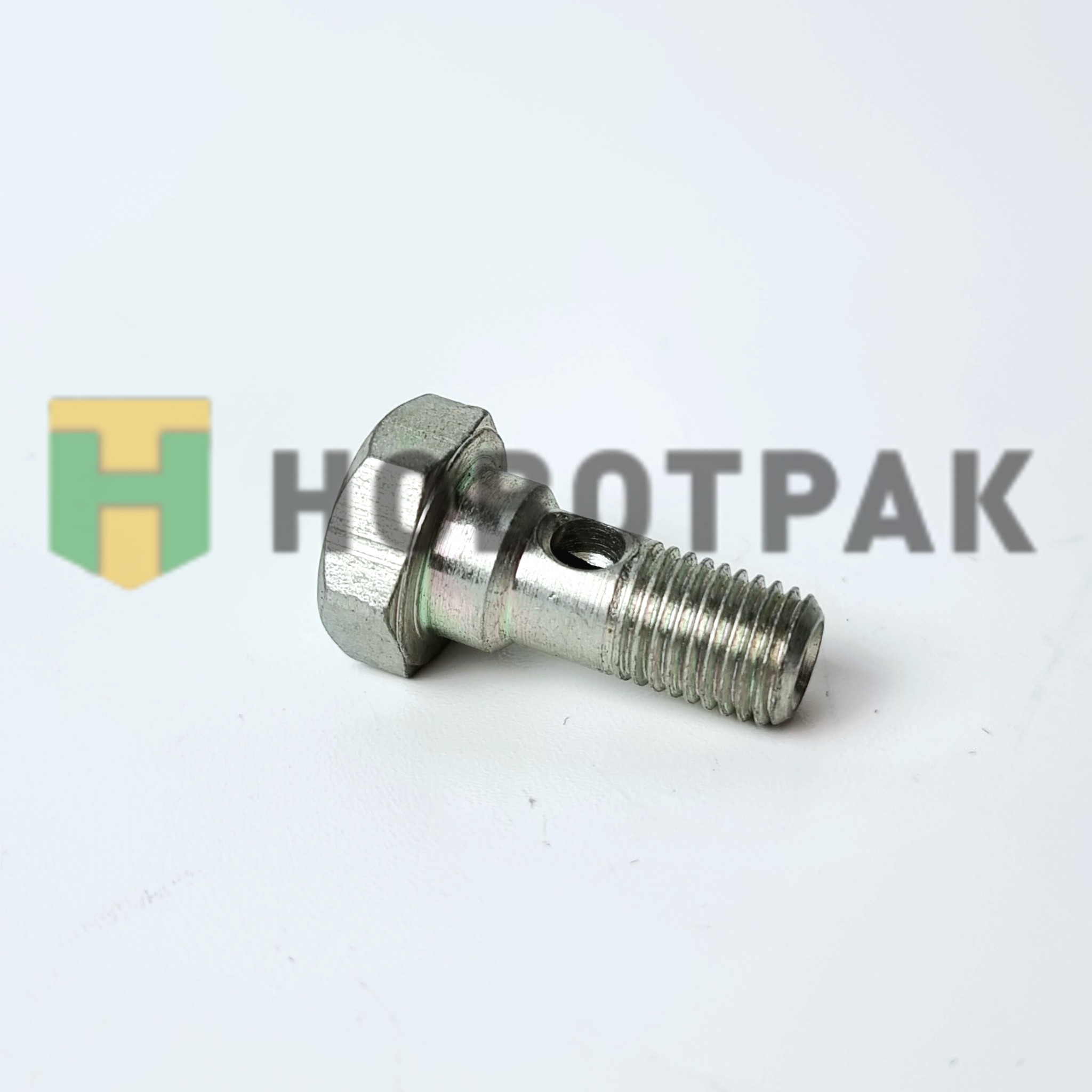 Болт перепускной M8 KAMAZ 74070110436810