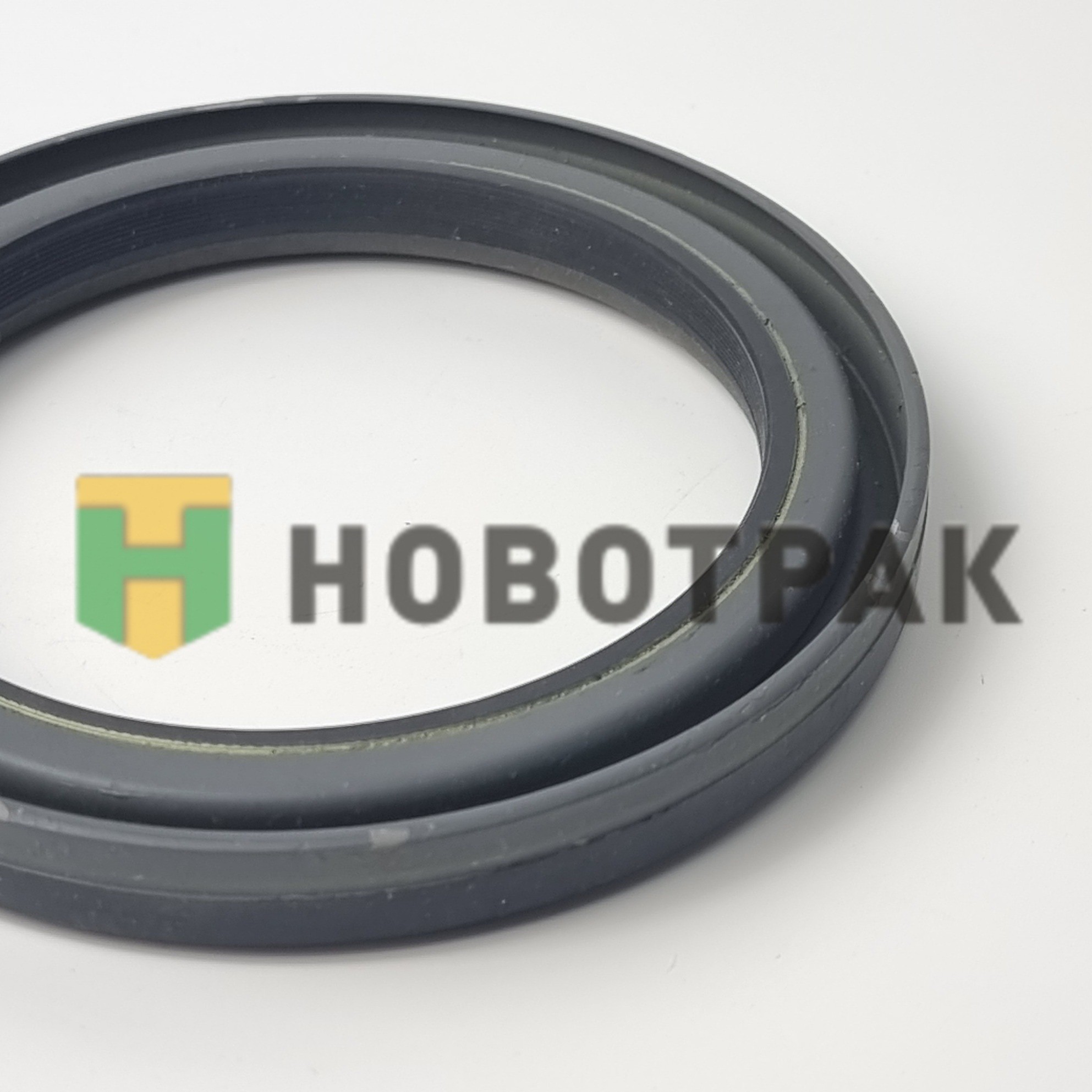 Сальник ступицы ROR 100-135-13 800907