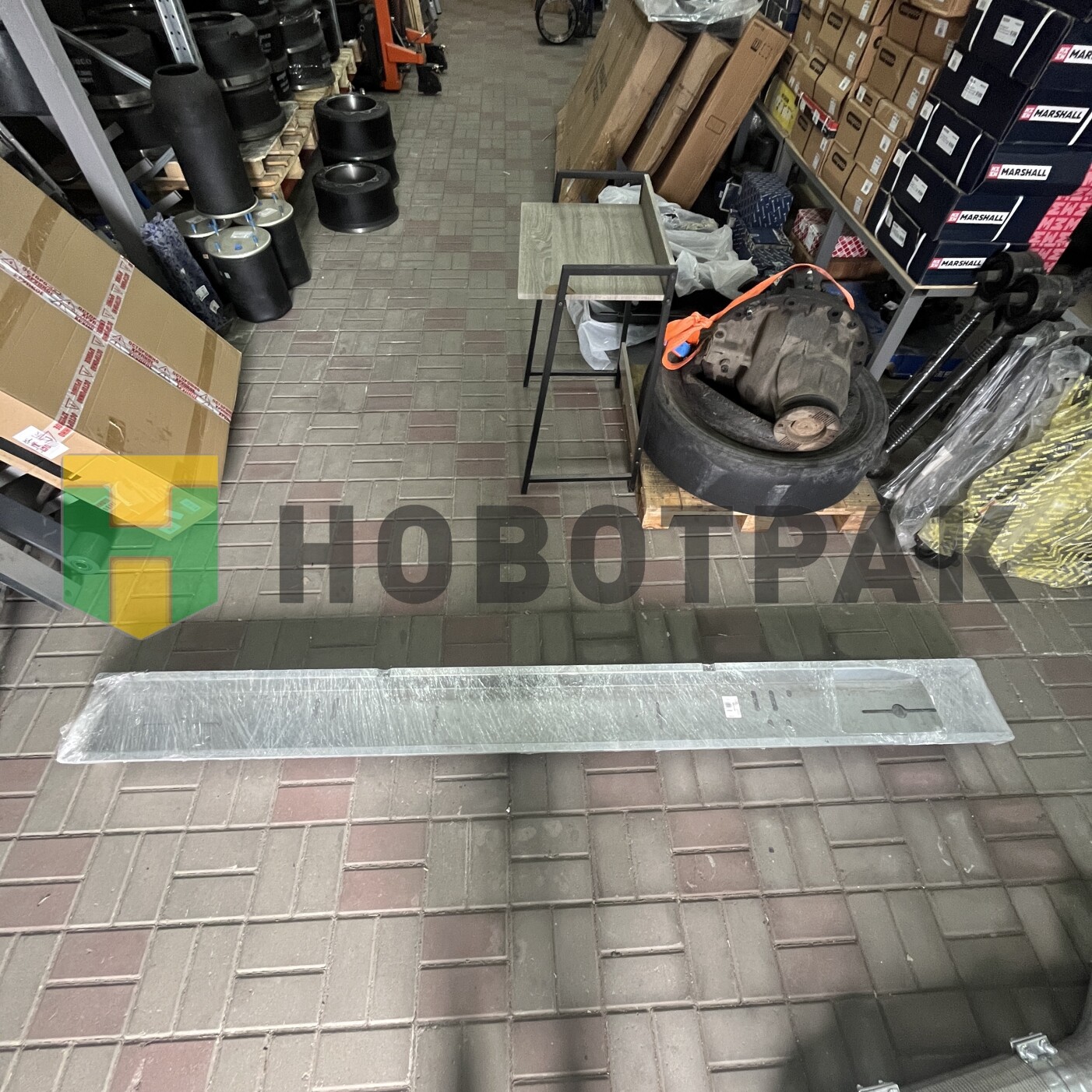 Бампер полуприцепа L=2400mm оцинкованный (старого исполнения) 97462804028