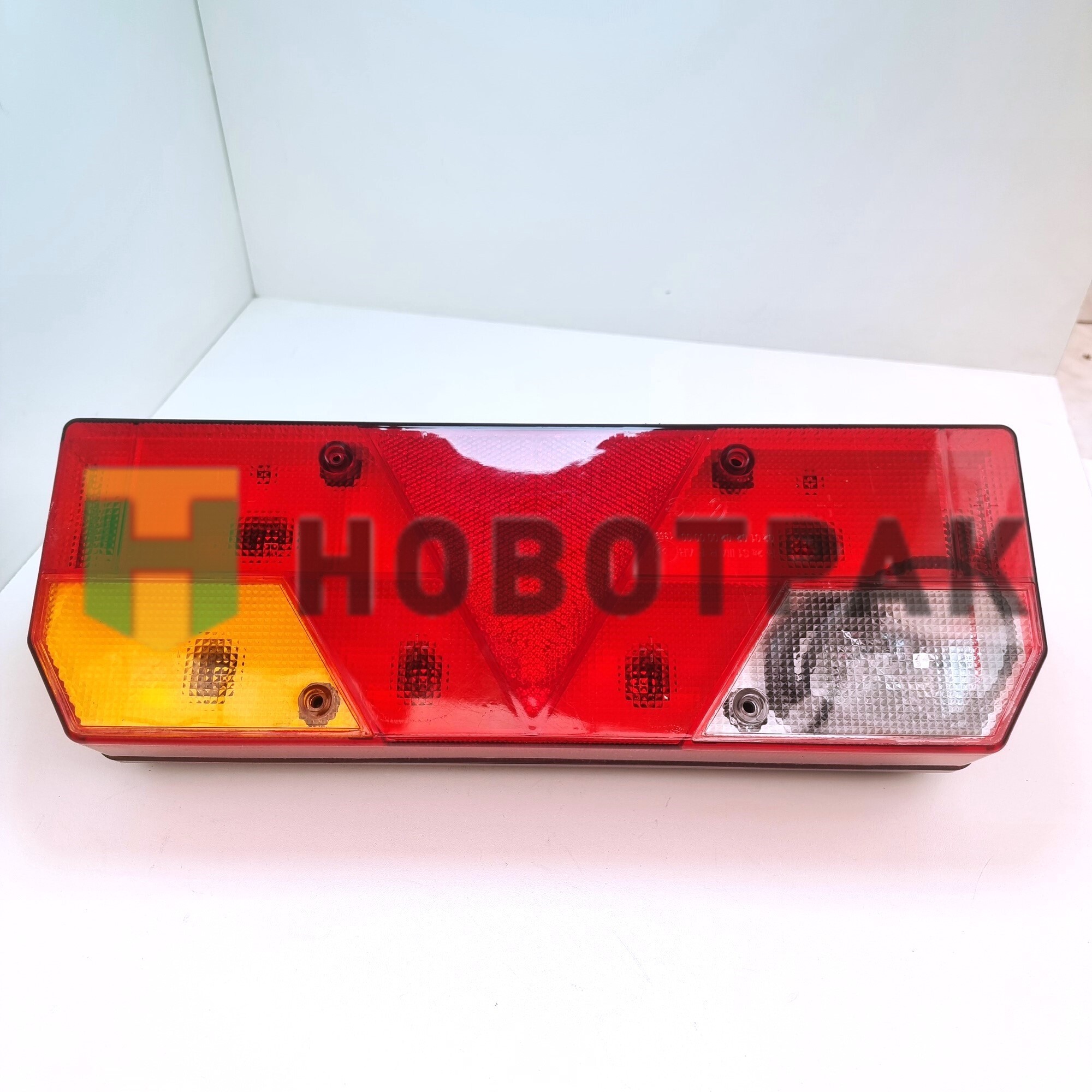 Фонарь задний Schmitz EP I правый (желтый поворотник с разъмом ASS-2) U002313R