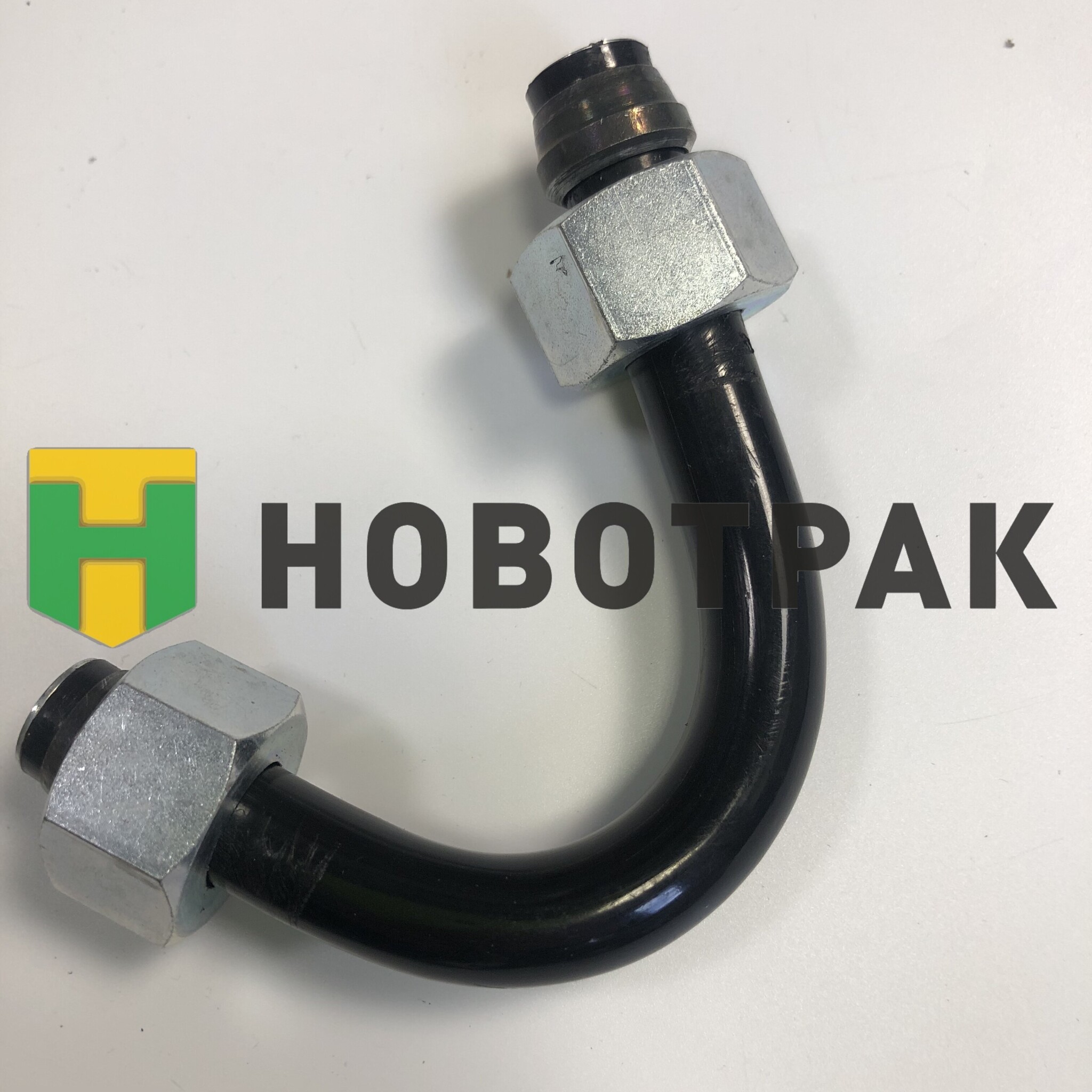 Трубка охлаждающей жидкости компрессора IVECO 504141086