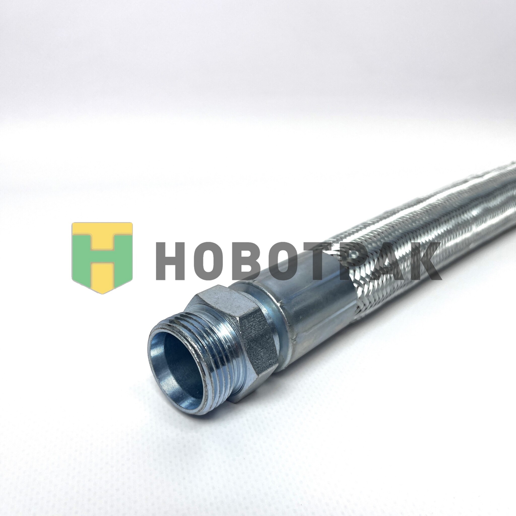 Шланг тормозной КАМАЗ-6580 М30 L=640 бронированный 49013350606055