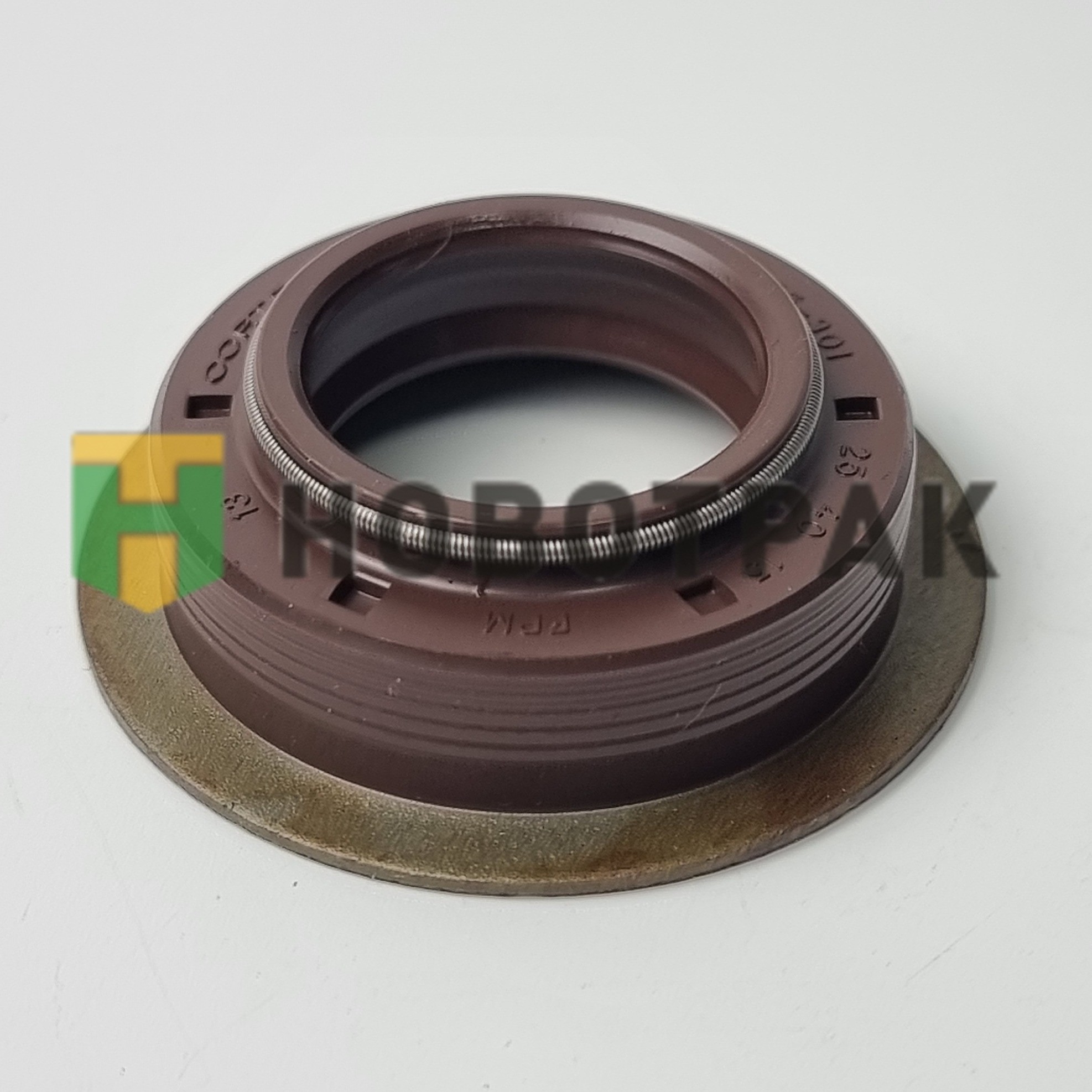 Сальник делителя КПП