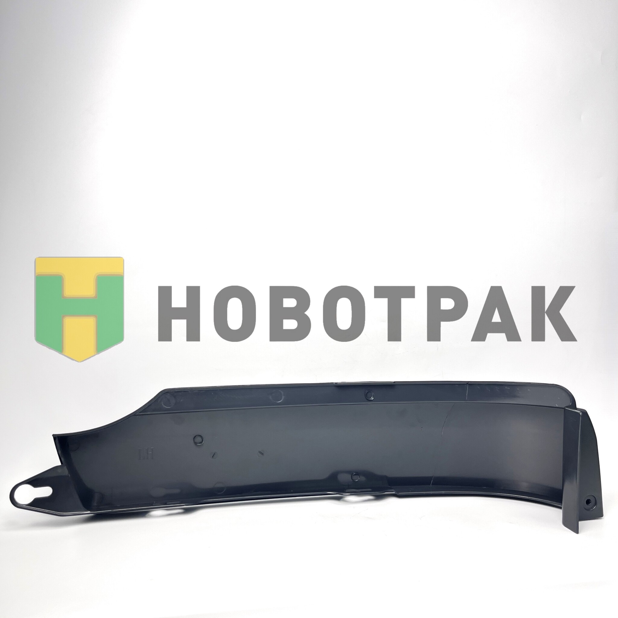 Угол бампера серый пластик левый MAN M3090141