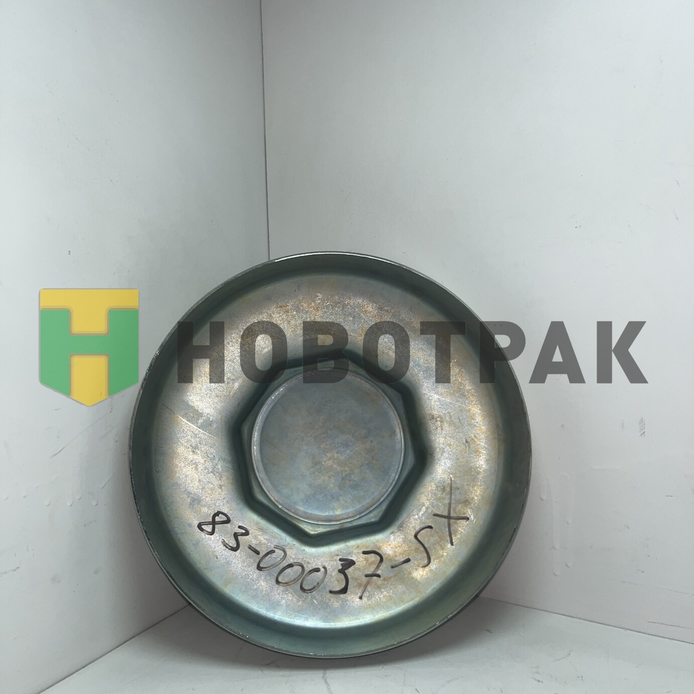 Крышка ступицы BPW/Kass M230-3 SW120 8300037SX
