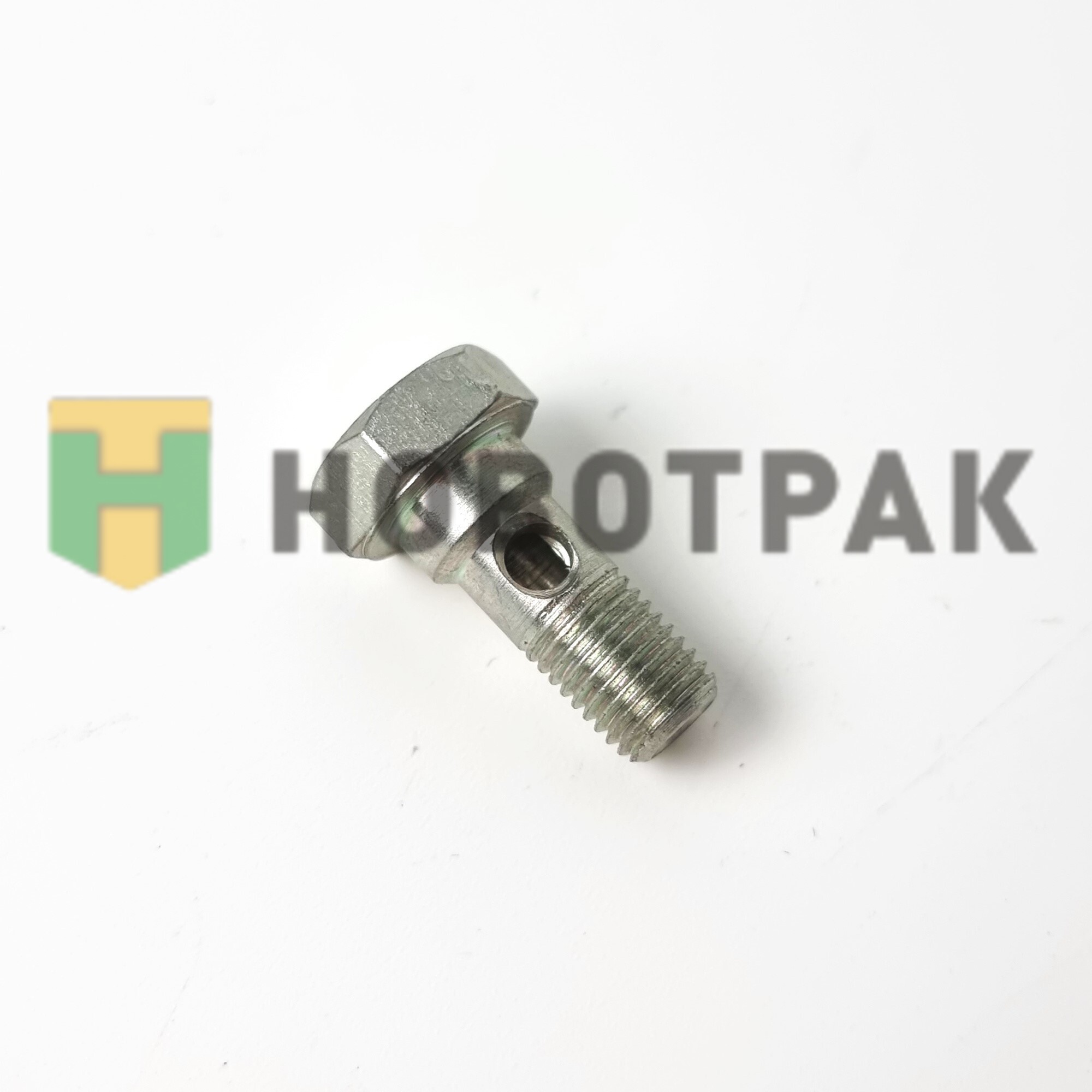 Болт перепускной M8 KAMAZ 74070110436810