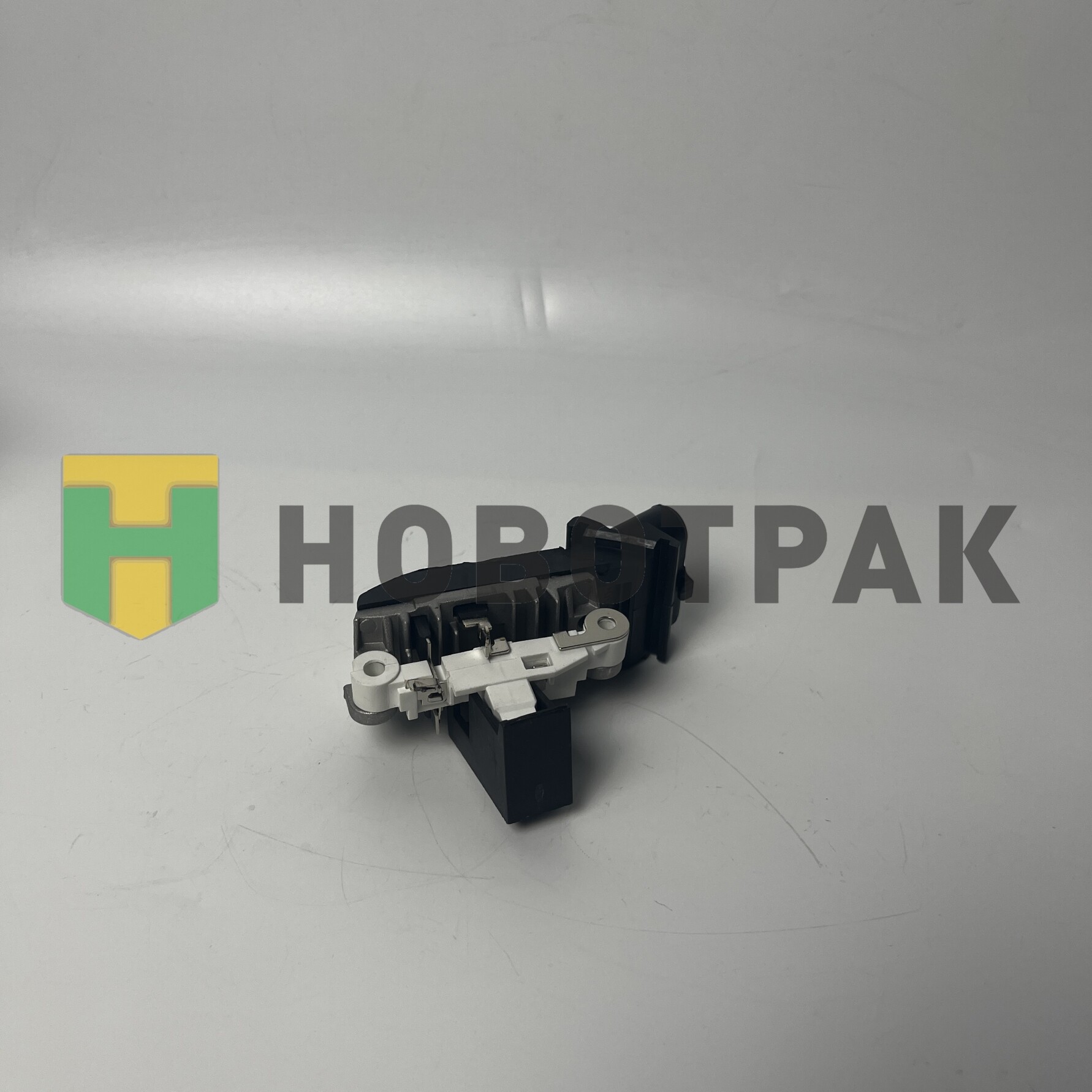 Реле регулятор генератора TGA 334033