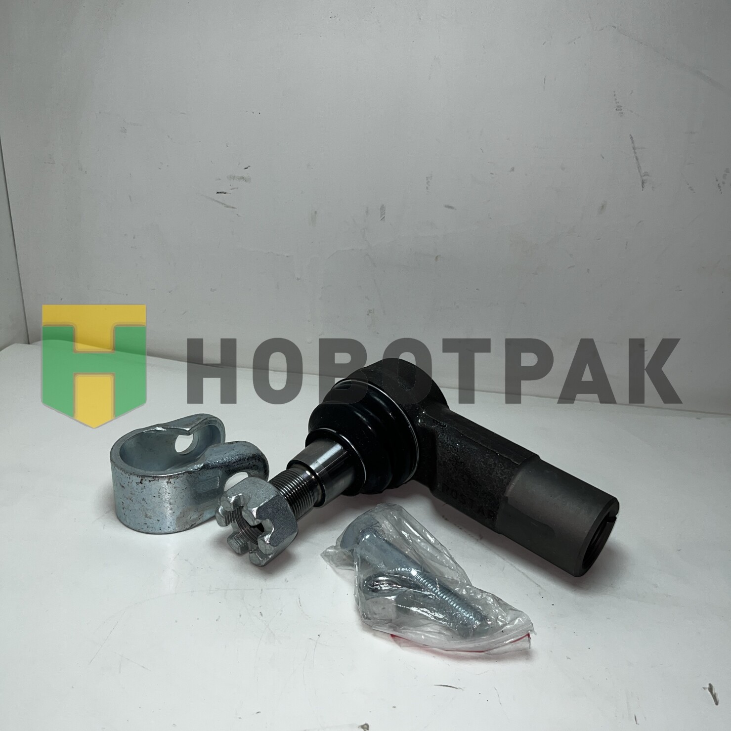 Наконечник рулевой тяги внутр. резьба М30х2/М24х1,5 КамАЗ R1803414064