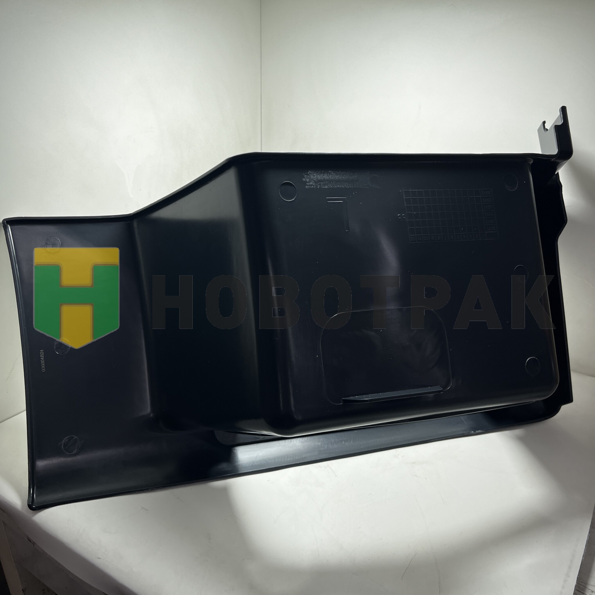 Корпус подножки (серый) LH MAN TGA XXL 18200461