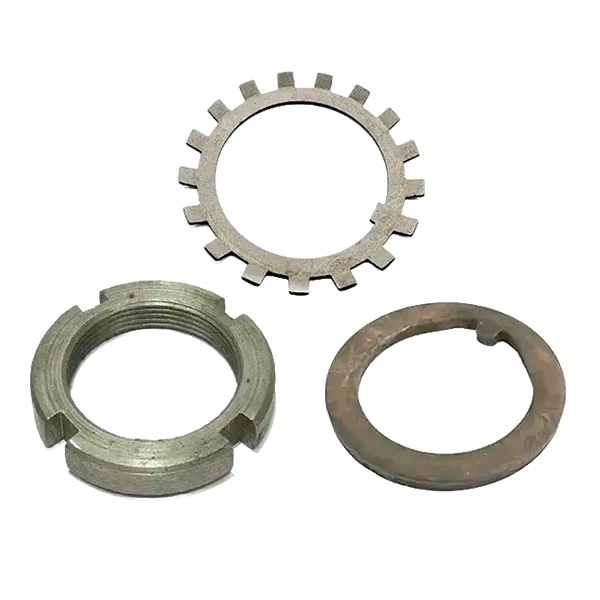 Гайки ступицы заднего моста